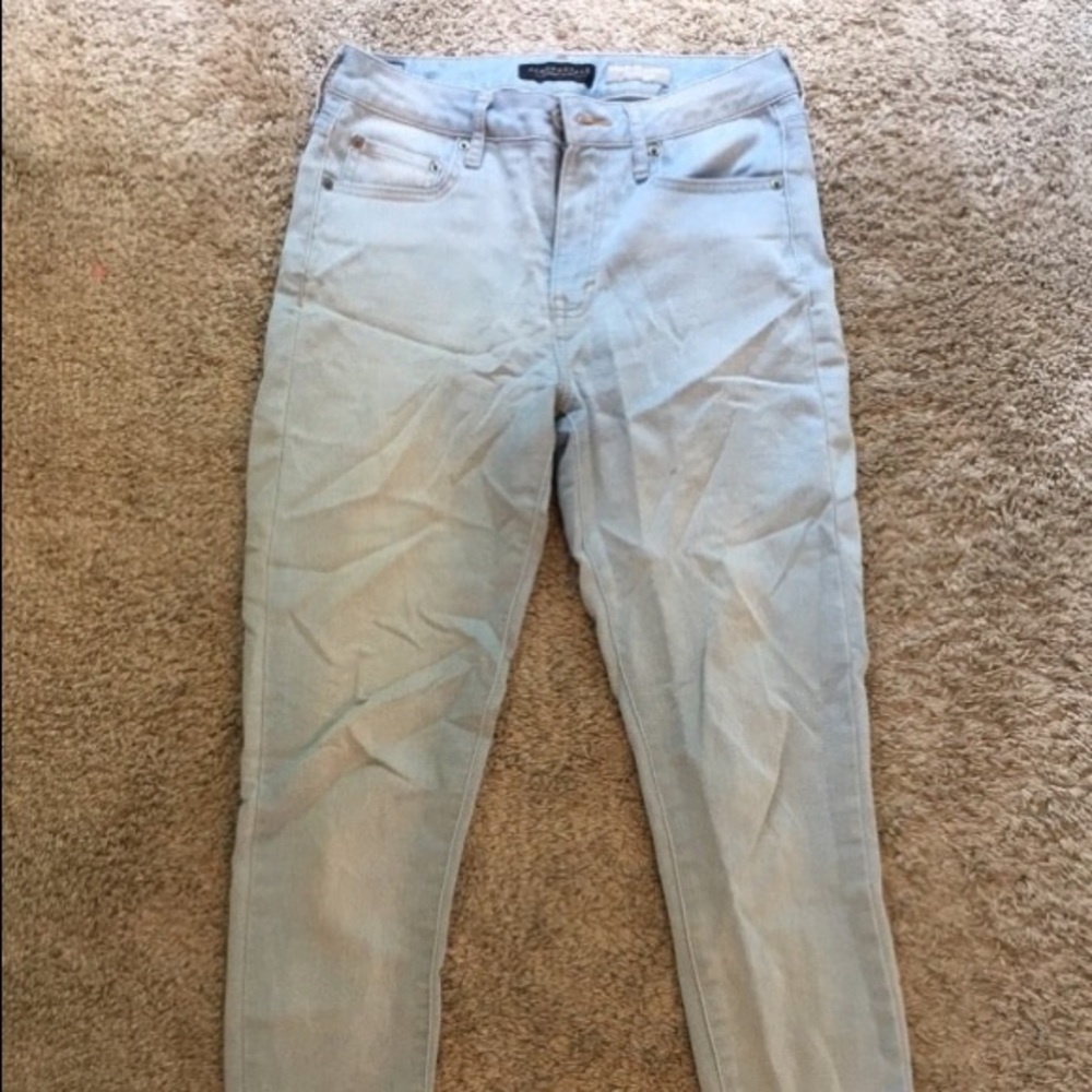 Light Wash Jeans